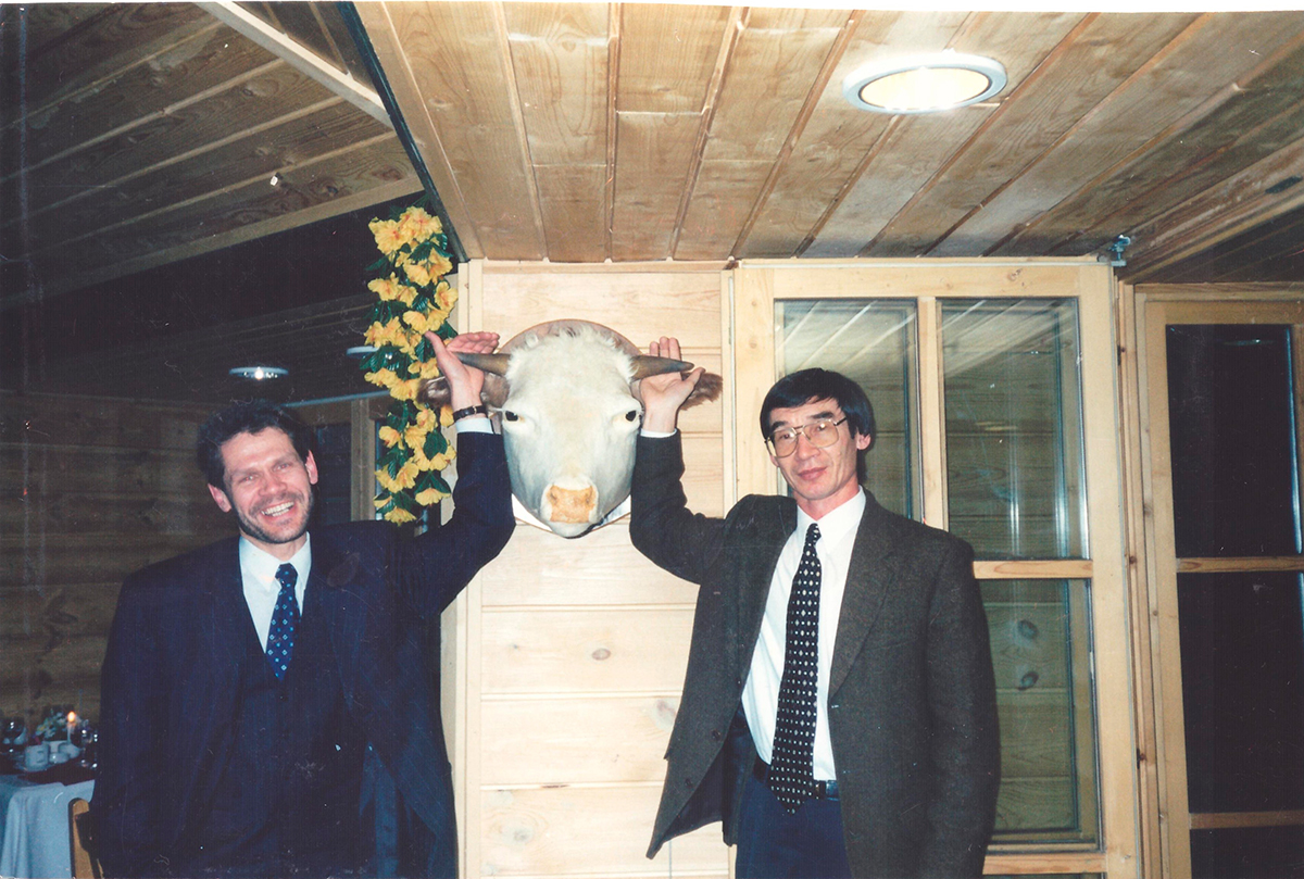 Март 1998 года, Будапешт (Венгрия). С Нагашбаем Амангалеевичем Шайкеновым - министром юстиции РК в 1993-1995 гг.